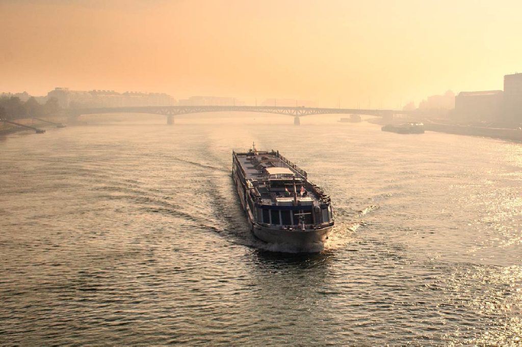 Indian Inland Waterways A 10k Kilometer Opportunity 02 - The News Chakra