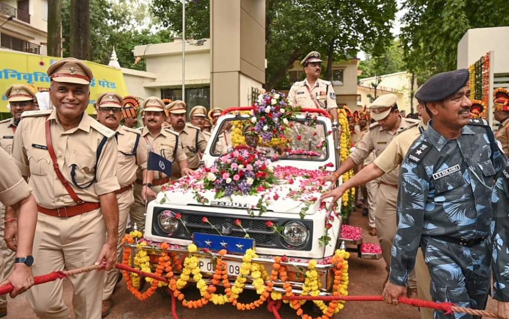 एक पुलिस अफसर जो दोस्त भी बन गये FB IMG 1690948392233 - The News Chakra
