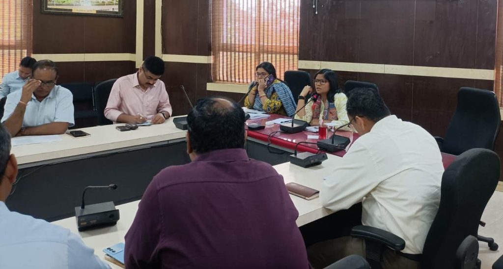 ग्वालियर ने 70 वर्ष से अधिक आयु वर्ग के 1,91,963 वरिष्ठ नागरिकों के बनाए जायेंगे आयुष्मान कार्ड , जाने घर बैठे कैसे बनवा सकते हैं कार्ड IMG 20241103 WA0077 - The News Chakra